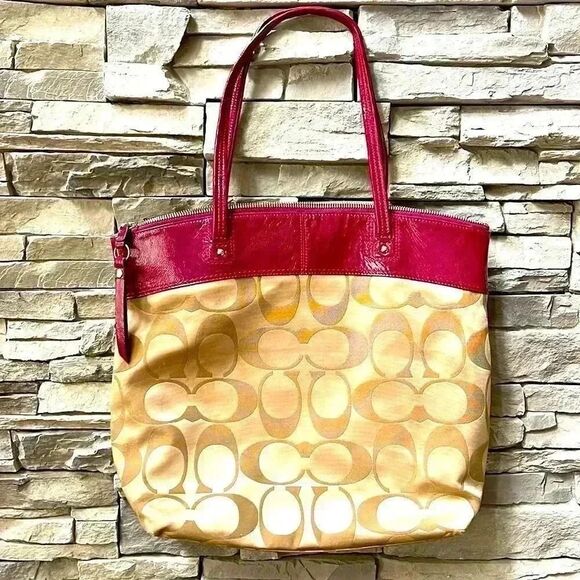 Like new Coach Laura Signature Tote Bag Purse Khaki/berry F18335 - Picture 2 of 6